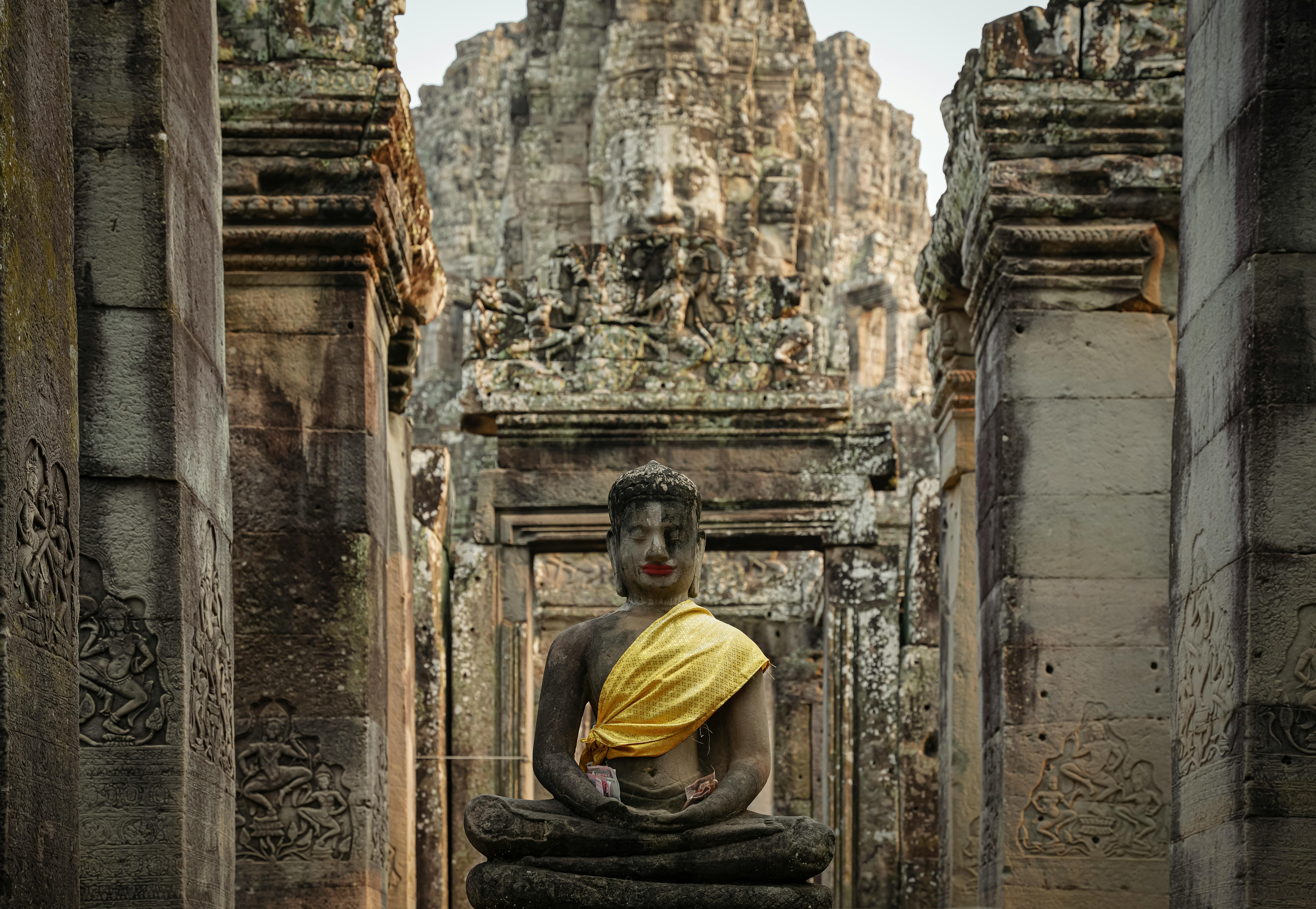 Cambodia Budget Travel Guide Bayon Temple