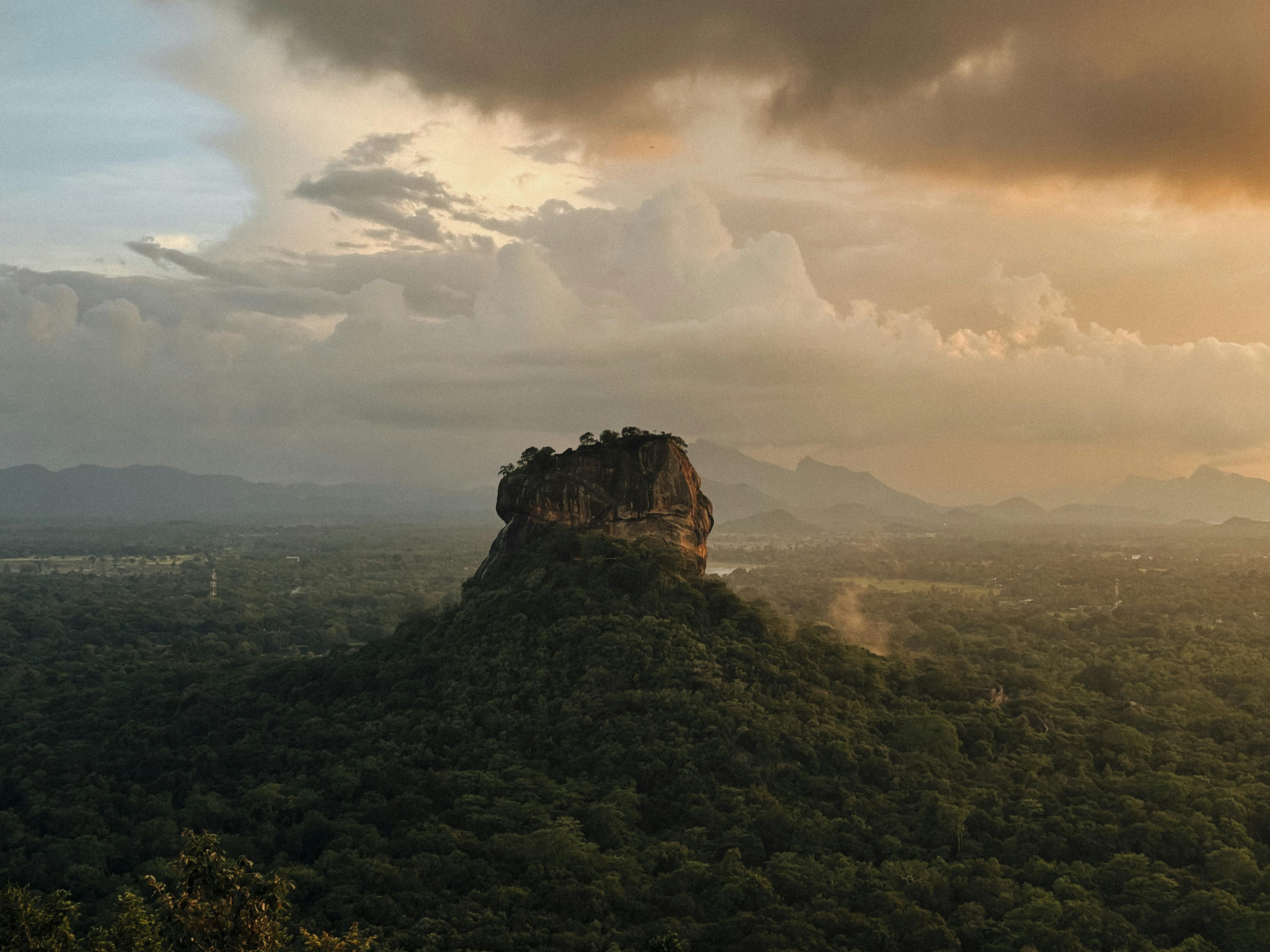 Discover The Charm Of Sigiriya
