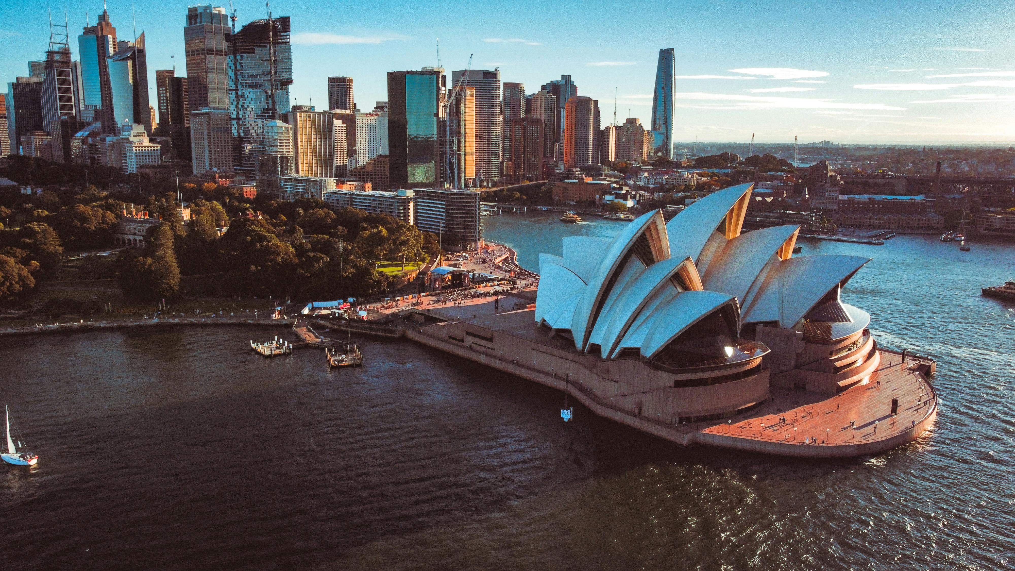 Budget Australian Getaways Sydney Opera House